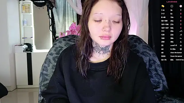 Snapshot of Lein_Bone chatting on 20, 6, 2026 Lein Bone online show from 20, 6, 2026