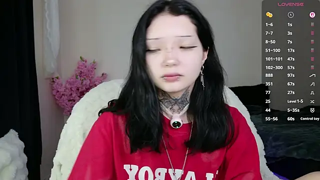 Snapshot of Lein_Bone chatting on 26, 6, 2026 Lein Bone online show from 26, 6, 2026