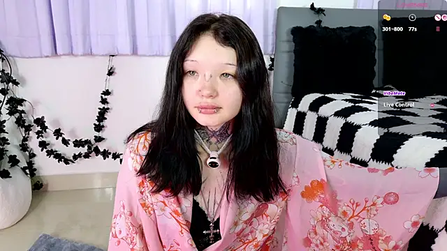 Snapshot of Lein_Bone chatting on 12, 7, 2026 Lein Bone online show from 12, 7, 2026