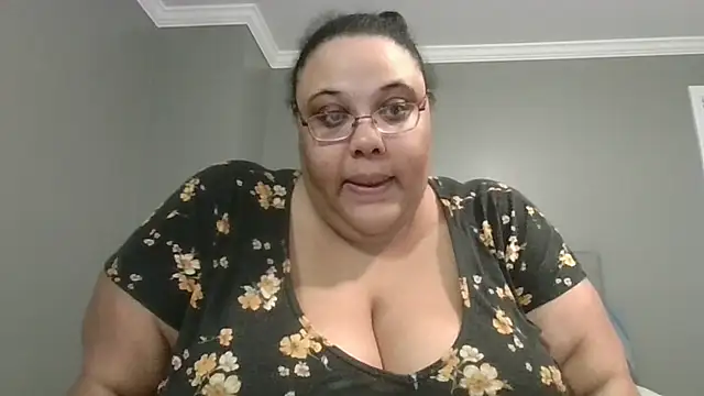 SexyBBW10790 online show from 4, 3, 2026