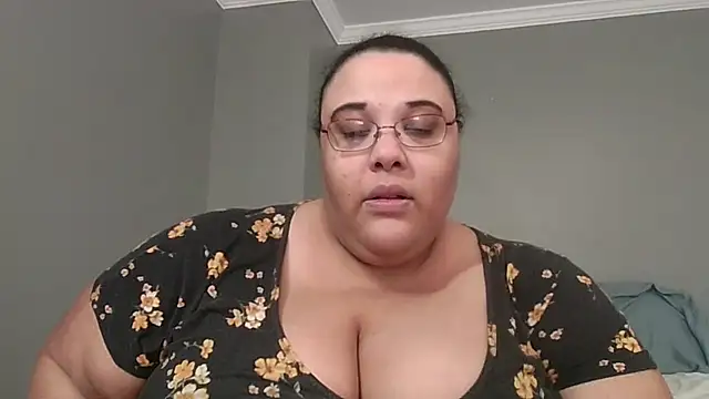SexyBBW10790 online show from 1, 4, 2026