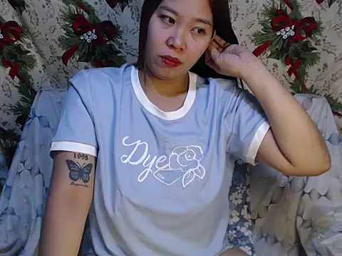 Snapshot of wild_rose69 chatting on 4, 2, 2026 wild rose69 online show from 4, 2, 2026