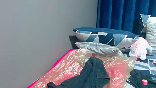 Snapshot of Candycrush2555 chatting on 15, 5, 2026 Candycrush2555 online show from 15, 5, 2026