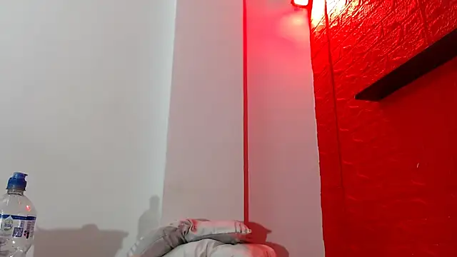Snapshot of bdsmforever18 chatting on 9, 8, 2026 bdsmforever18 online show from 9, 8, 2026