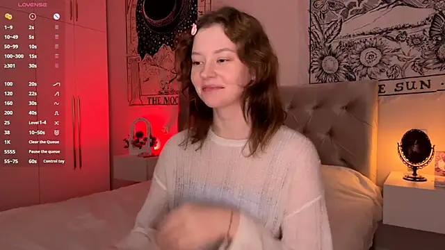 IrisPurrphy online show from 10, 11, 2025