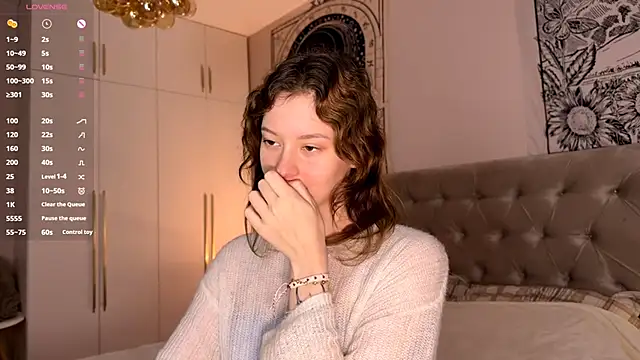 IrisPurrphy online show from 11, 11, 2025