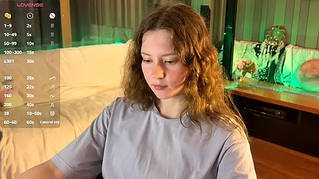 Snapshot of IrisPurrphy chatting on 18, 6, 2026 IrisPurrphy online show from 18, 6, 2026