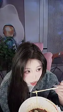 CAICAI BABY online show from 29, 11, 2025