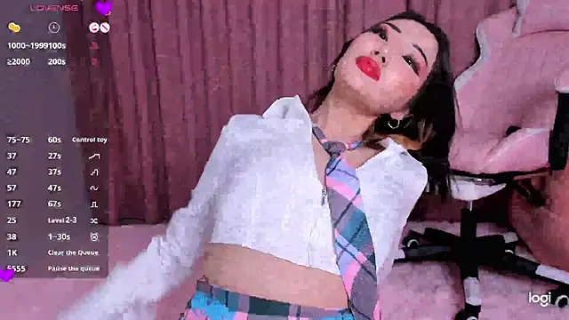 Snapshot of Momo_Ayase_ chatting on 13, 11, 2025 Momo Ayase online show from 13, 11, 2025