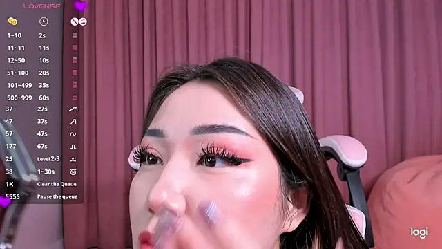 Snapshot of Momo_Ayase_ chatting on 16, 11, 2025 Momo Ayase online show from 16, 11, 2025