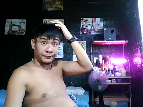 Snapshot of Jheboi69xxx chatting on 28, 9, 2025 Jheboi69xxx online show from 28, 9, 2025