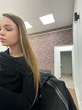 MarilynNova online show from 4, 2, 2026