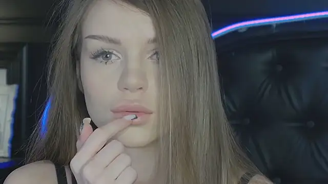 MarilynNova online show from 22, 2, 2026