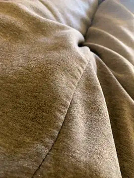 MuzzyFacing online show from 24, 11, 2025