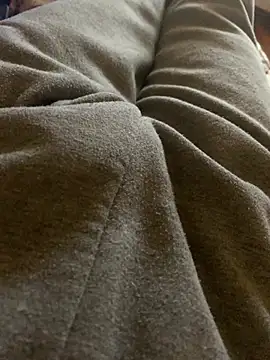 MuzzyFacing online show from 6, 2, 2026