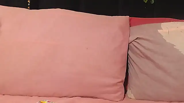 AmazingDarkDoll online show from 20, 11, 2025