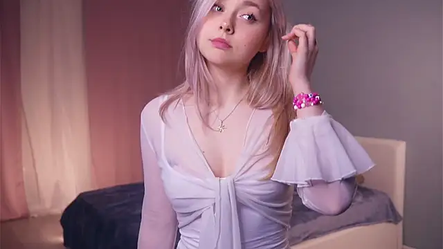 AccaCroyle online show from 13, 2, 2026