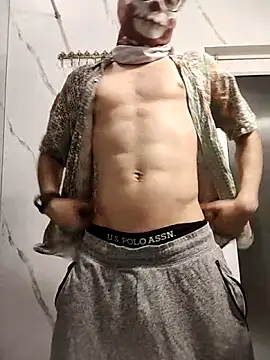 Snapshot of mrmasseur06 chatting on 8, 5, 2026 mrmasseur06 online show from 8, 5, 2026