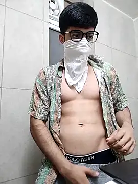 Snapshot of mrmasseur06 chatting on 8, 6, 2026 mrmasseur06 online show from 8, 6, 2026
