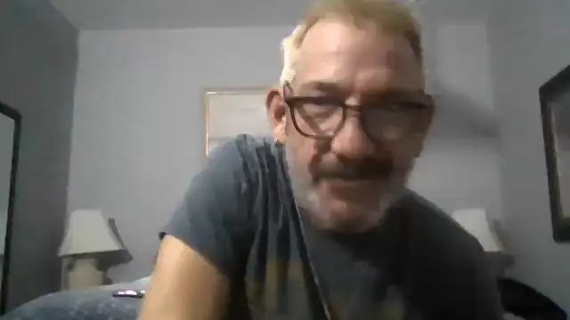 FoxnMouse online show from 31, 10, 2025