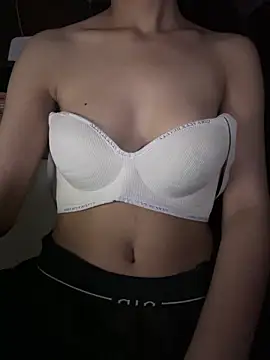 Snapshot of modelnishu chatting on 2, 5, 2026 modelnishu online show from 2, 5, 2026