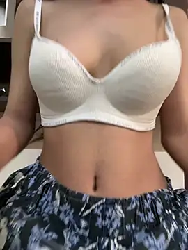 Snapshot of modelnishu chatting on 18, 5, 2026 modelnishu online show from 18, 5, 2026