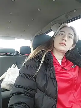 Reina Cummings online show from 25, 2, 2026