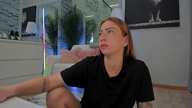Reina Cummings online show from 2, 7, 2026