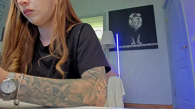 Reina Cummings online show from 6, 7, 2026