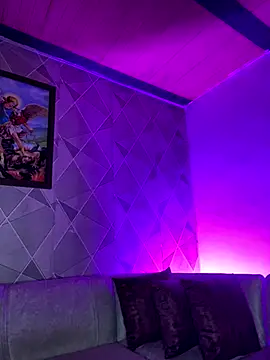 Alisse taylor2 online show from 23, 12, 2025