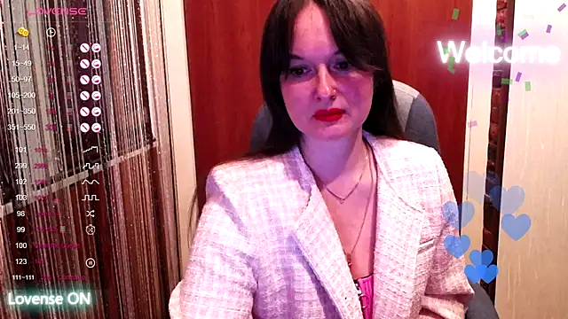 Snapshot of MilaRay chatting on 10, 4, 2026 MilaRay online show from 10, 4, 2026