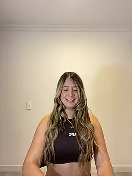 Zara Ross online show from 13, 4, 2026