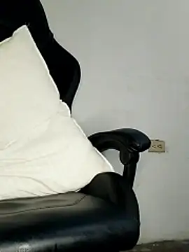 Bosssweet22cm online show from 12, 2, 2026