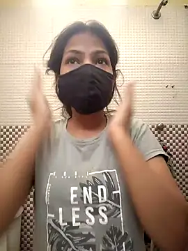 Snapshot of HOTSEXY_KAVYA chatting on 5, 4, 2026 HOTSEXY KAVYA online show from 5, 4, 2026