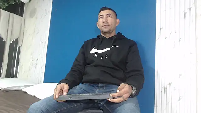 Morganandmegan online show from 9, 1, 2026