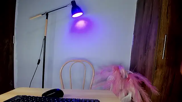 Snapshot of khate_smith chatting on 14, 2, 2026 khate smith online show from 14, 2, 2026