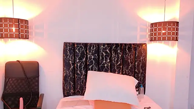 evvaa moon69 online show from 12, 3, 2026