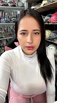 GiaDuque online show from 9, 7, 2026