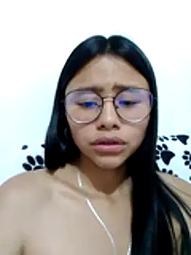 SofieLove 01 online show from 11, 4, 2026