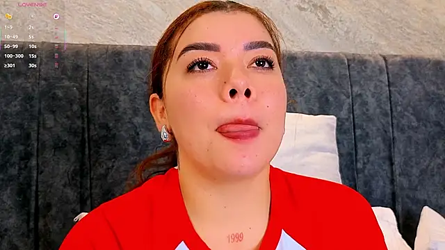 Snapshot of leilapons chatting on 3, 3, 2026 leilapons online show from 3, 3, 2026