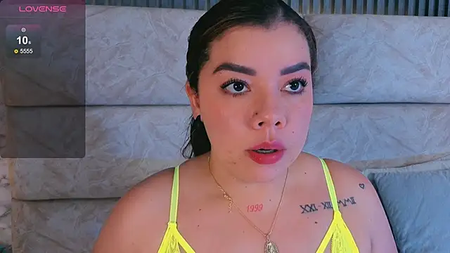 Snapshot of leilapons chatting on 29, 4, 2026 leilapons online show from 29, 4, 2026