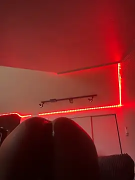 Mercedeszzz online show from 20, 2, 2026