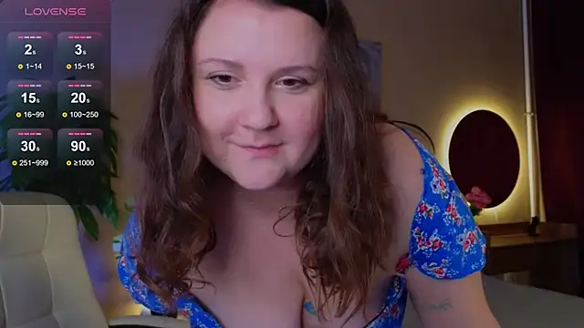 Snapshot of Edalyn_Af chatting on 4, 10, 2025 Edalyn Af online show from 4, 10, 2025