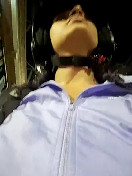 Amber-Sweett online show from 30, 10, 2025