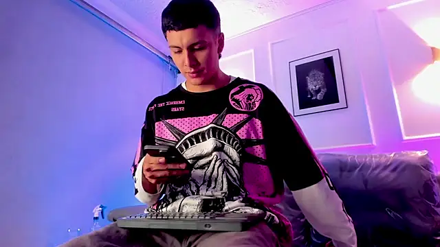 Leo santoro online show from 18, 4, 2026