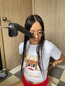 ValentinaBianchi online show from 25, 3, 2026