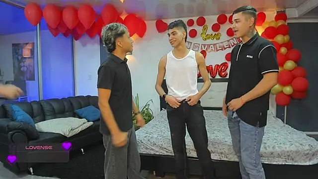 Bisexlifehot   online show from 19, 2, 2026