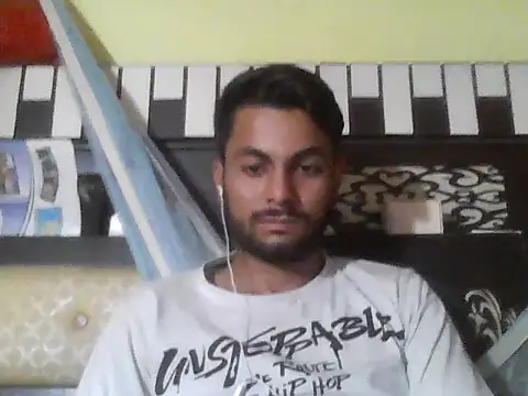 ursdreamperson online show from 2, 11, 2025