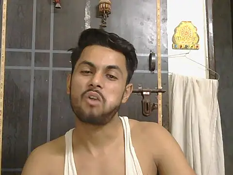 Snapshot of ursdreamperson chatting on 13, 5, 2026 ursdreamperson online show from 13, 5, 2026