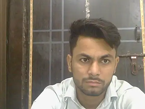 Snapshot of ursdreamperson chatting on 29, 5, 2026 ursdreamperson online show from 29, 5, 2026